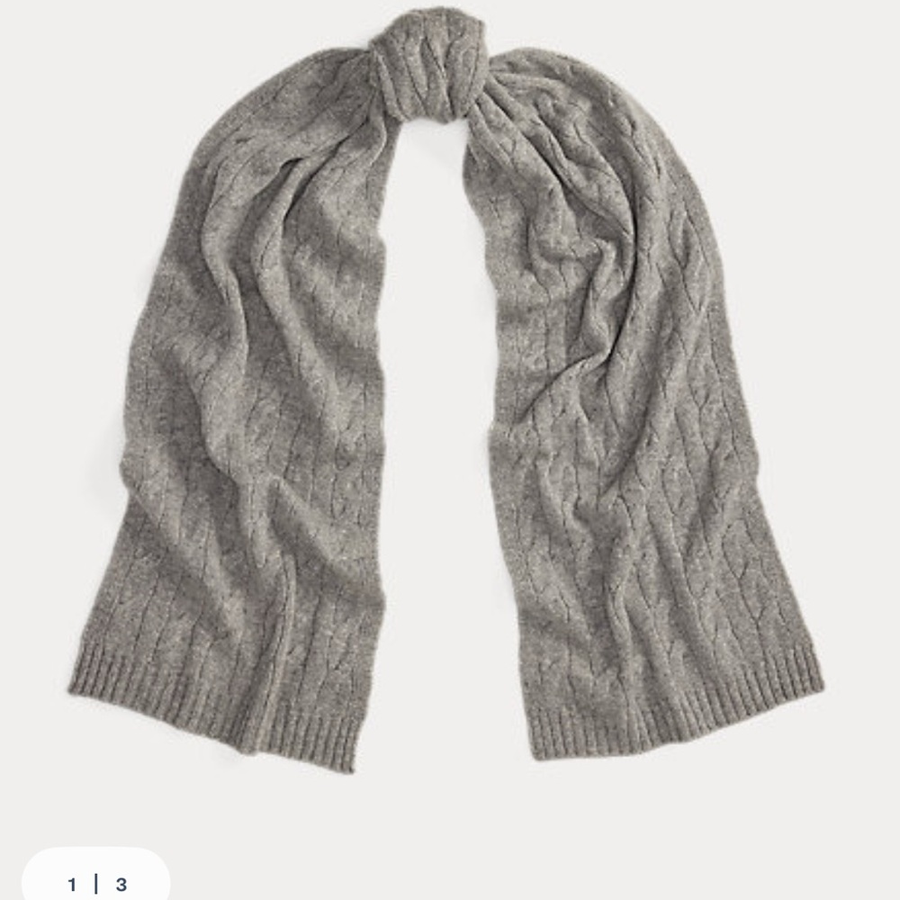 Polo Ralph Lauren Cable Knit Cashmere Scarf unisex